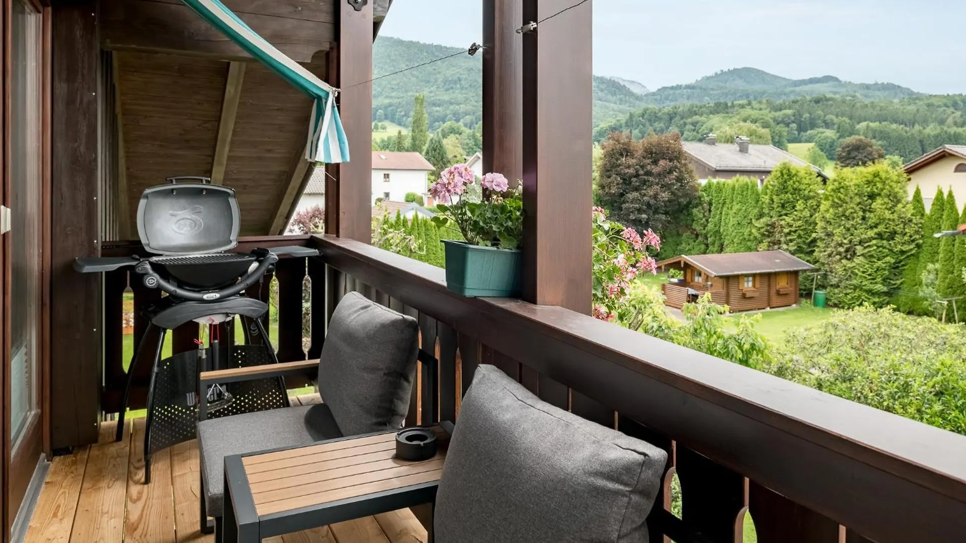 Fenjoy Ferienapartments Bernau Am Chiemsee 0*,  Németország